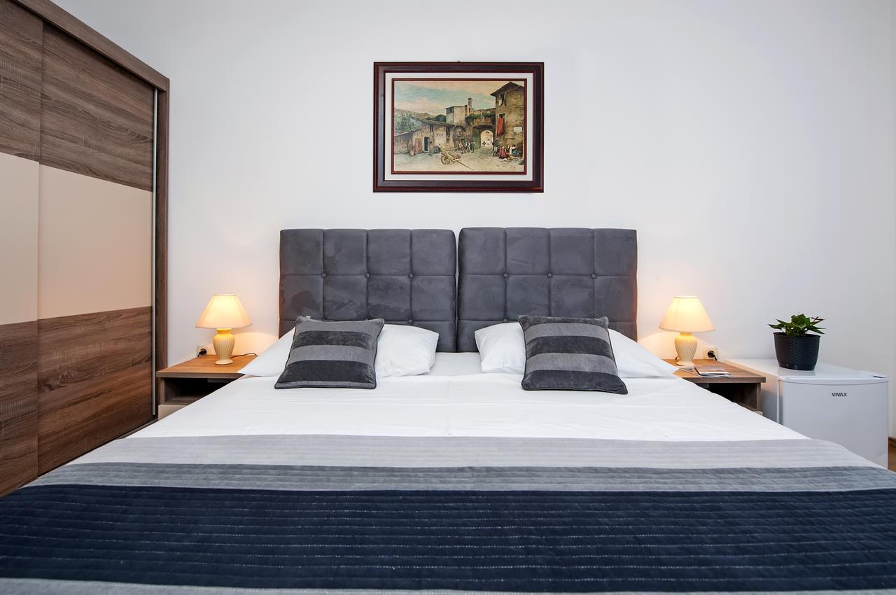 Ladonja Bb Rooms, Family Run Bed & Breakfast Rovinjsko Selo Luaran gambar